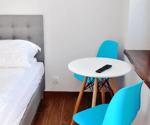 Zakotwiczeni Panzió Rewa